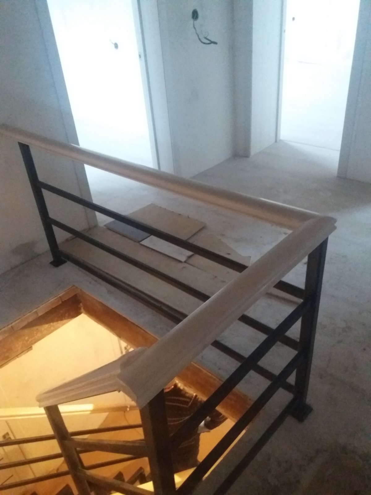 Установка лестниц из металлоконструкций  - фотография