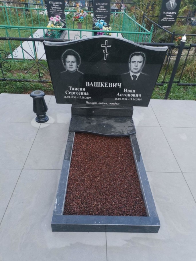 Памятник из гранита А3 установим в Минске и до 80 км от мкад - фотография