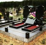 Памятники, благоустройство мест захоронения под ключ - Услуги объявление в Жодино