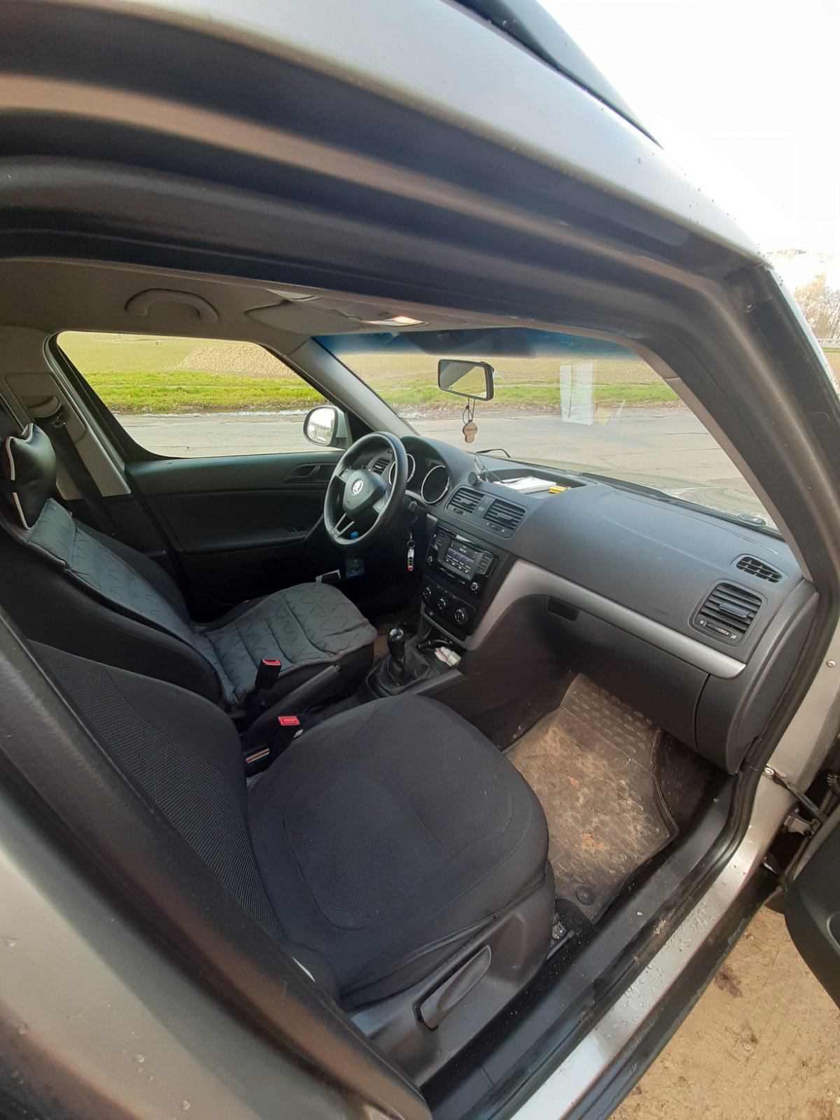 Продам автомобиль Skoda Yeti 2016 г.в. - фотография