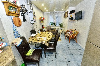 Продается 3-этажный коттедж с мебелью в Минске - фотография