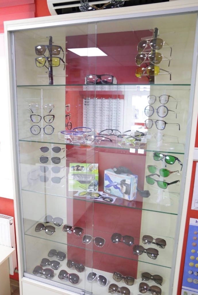 Солнцезащитные очки для детей и взрослых в г. Жлобине - фотография