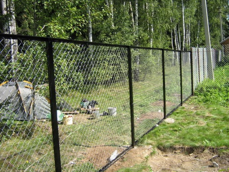 Забор из сетки-рабица диаметр проволки 1.8мм под ключ вариант эконом - фотография
