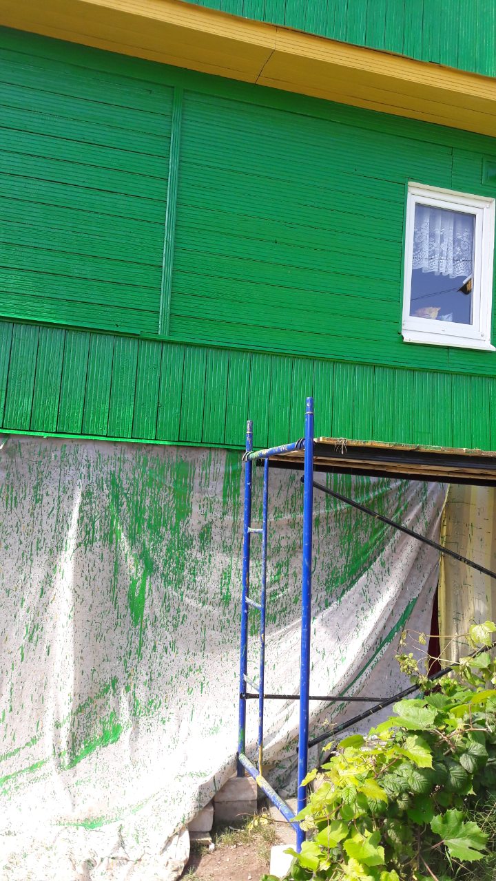 Покраска деревянных домов от 50 руб кв.м - фотография