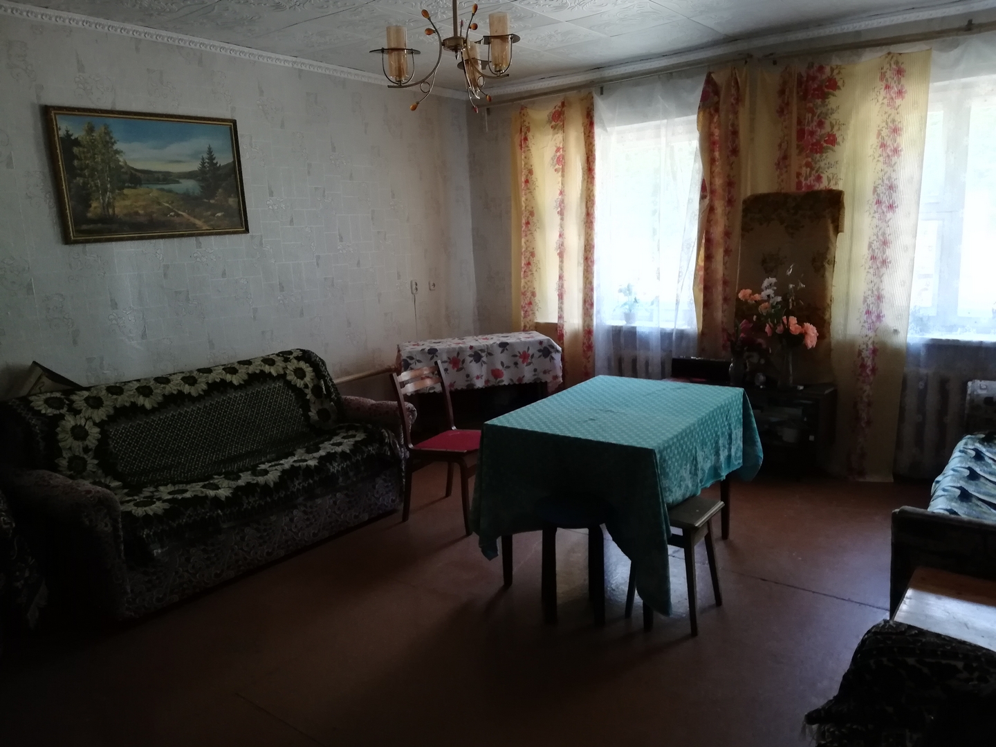Продается 3-комнатная квартира в п. Кореневка - фотография